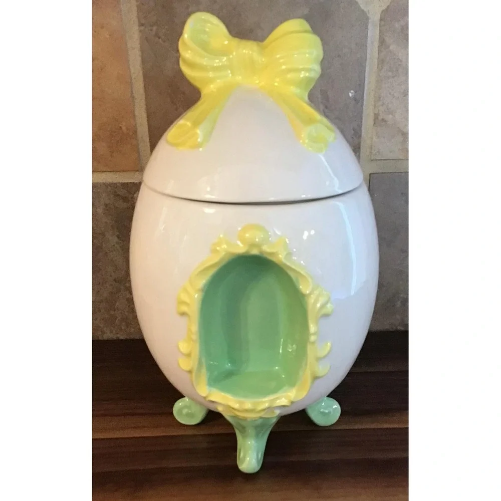 VTG Arnels Pottery Ceramic Easter Egg Candy Jar Footed w/Lid 7